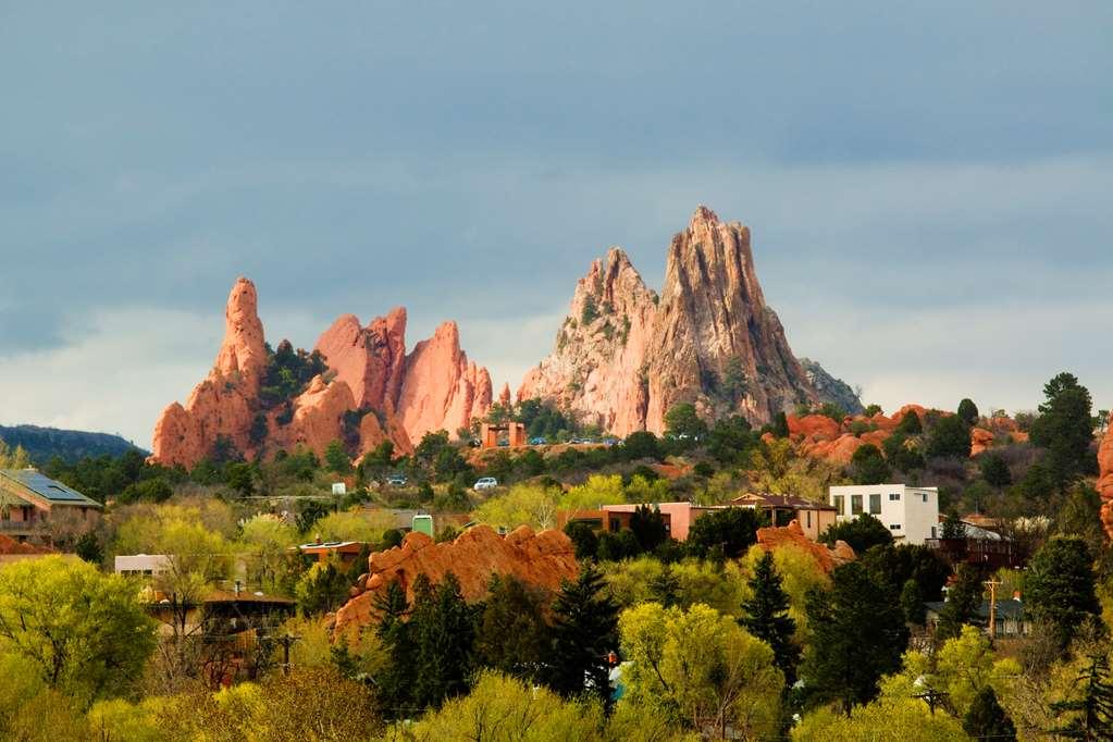 Radisson Hotel Colorado Springs Airport Exterior foto